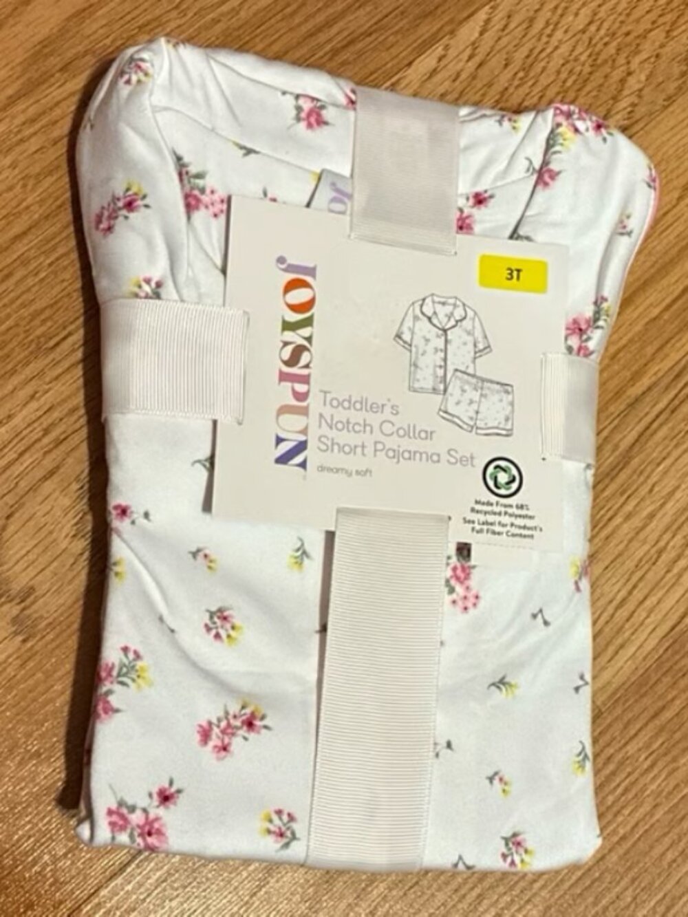 Toddlers notch collar 2 piece pajamas size 3t